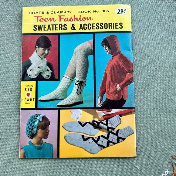 Vintage 1960s Knitting Pattern Book - Teen Fashion Sweaters & Accessories - Picture 2 of 14